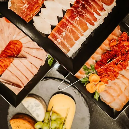 ホテル Barcode Wellness & ソンボル