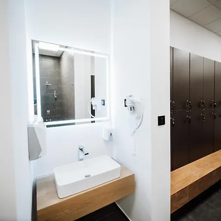 Barcode Wellness & 4*