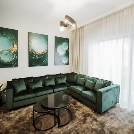 Barcode Wellness & 4*