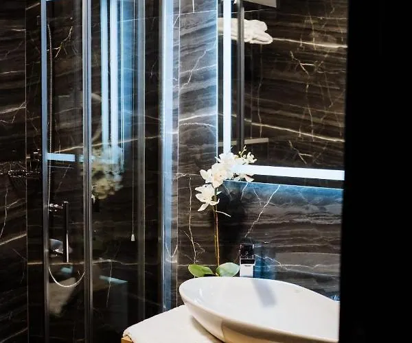 Barcode Wellness & 4*